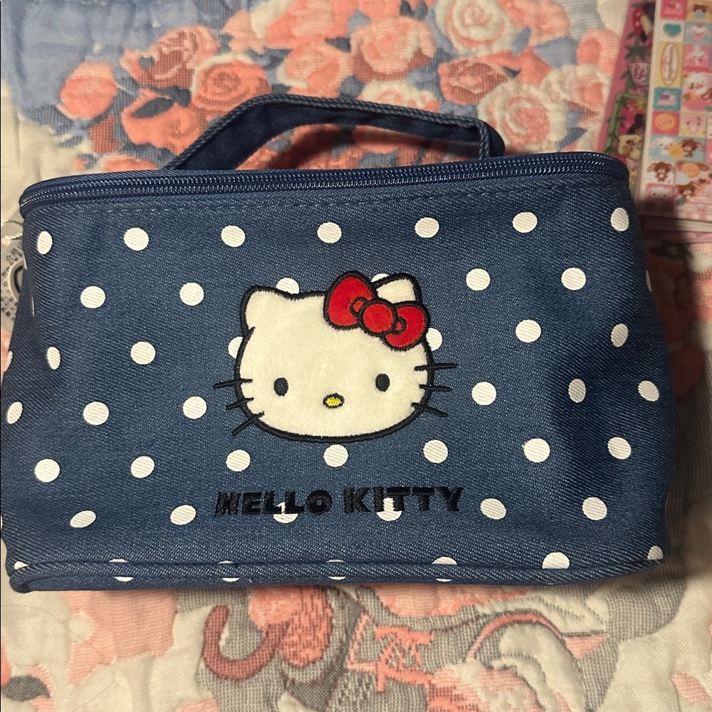 Hello Kitty makeup Bag